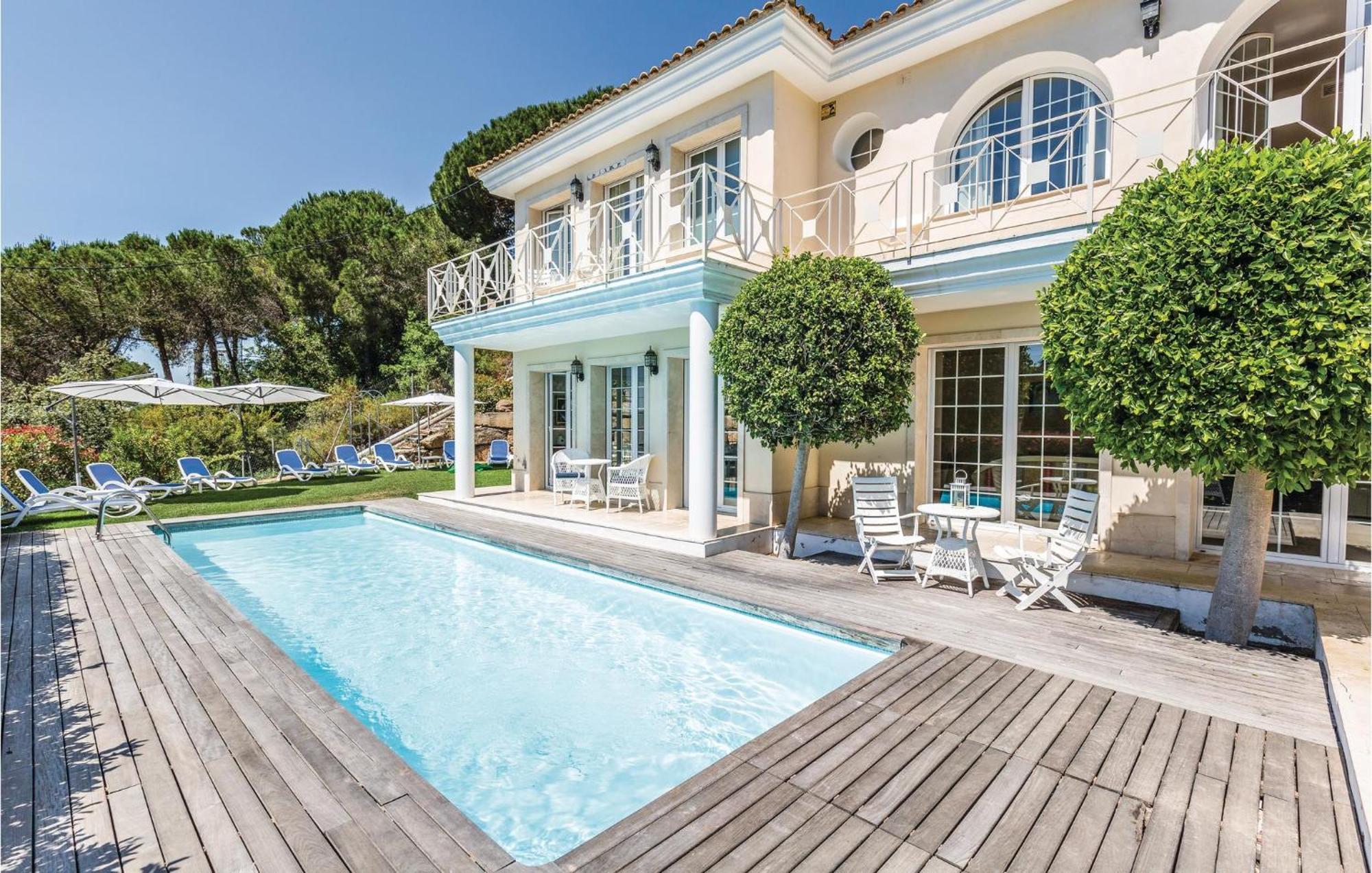Nice Home In Cabrils With House A Mountain View エクステリア 写真