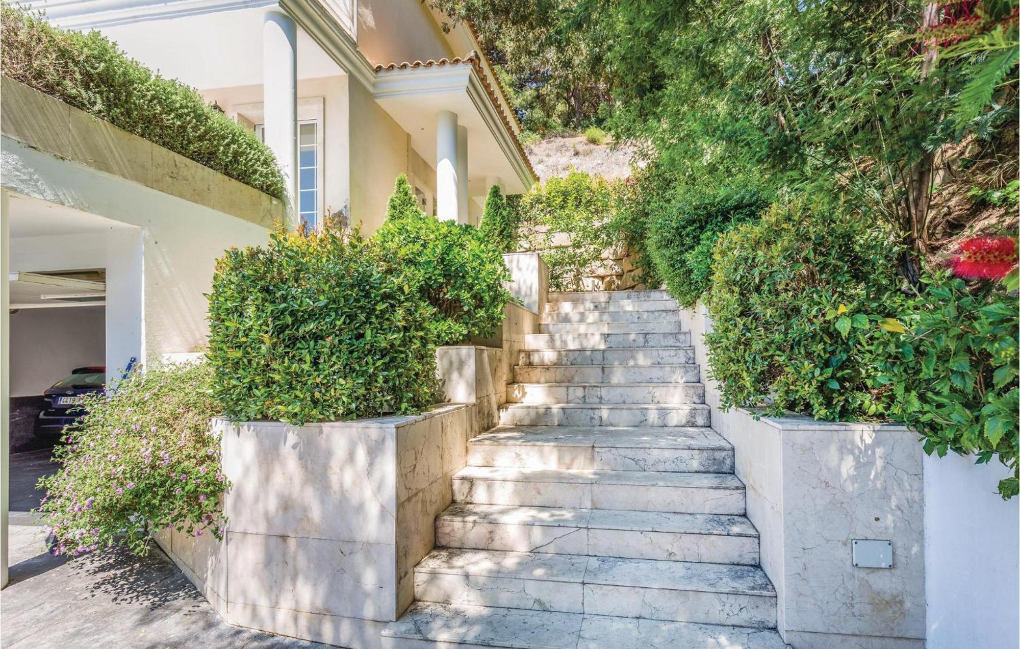 Nice Home In Cabrils With House A Mountain View エクステリア 写真